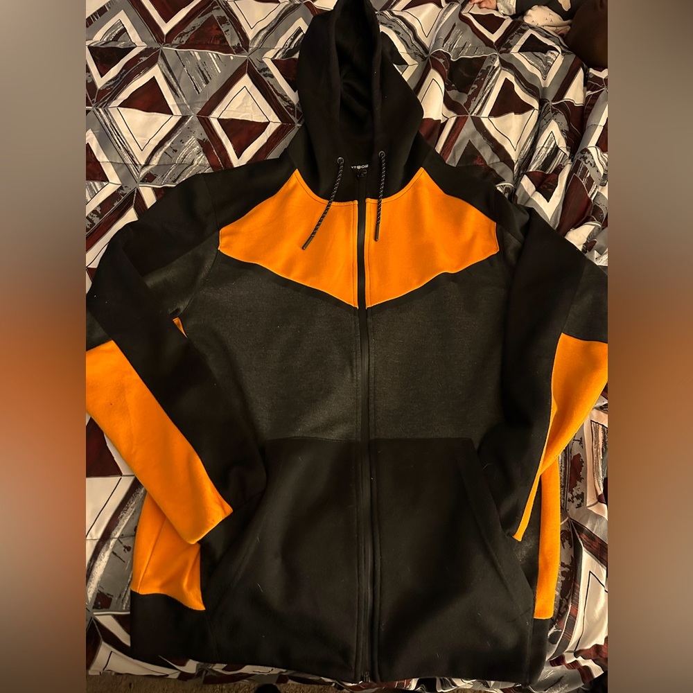 🔥MEN’S TRACK SUIT🔥